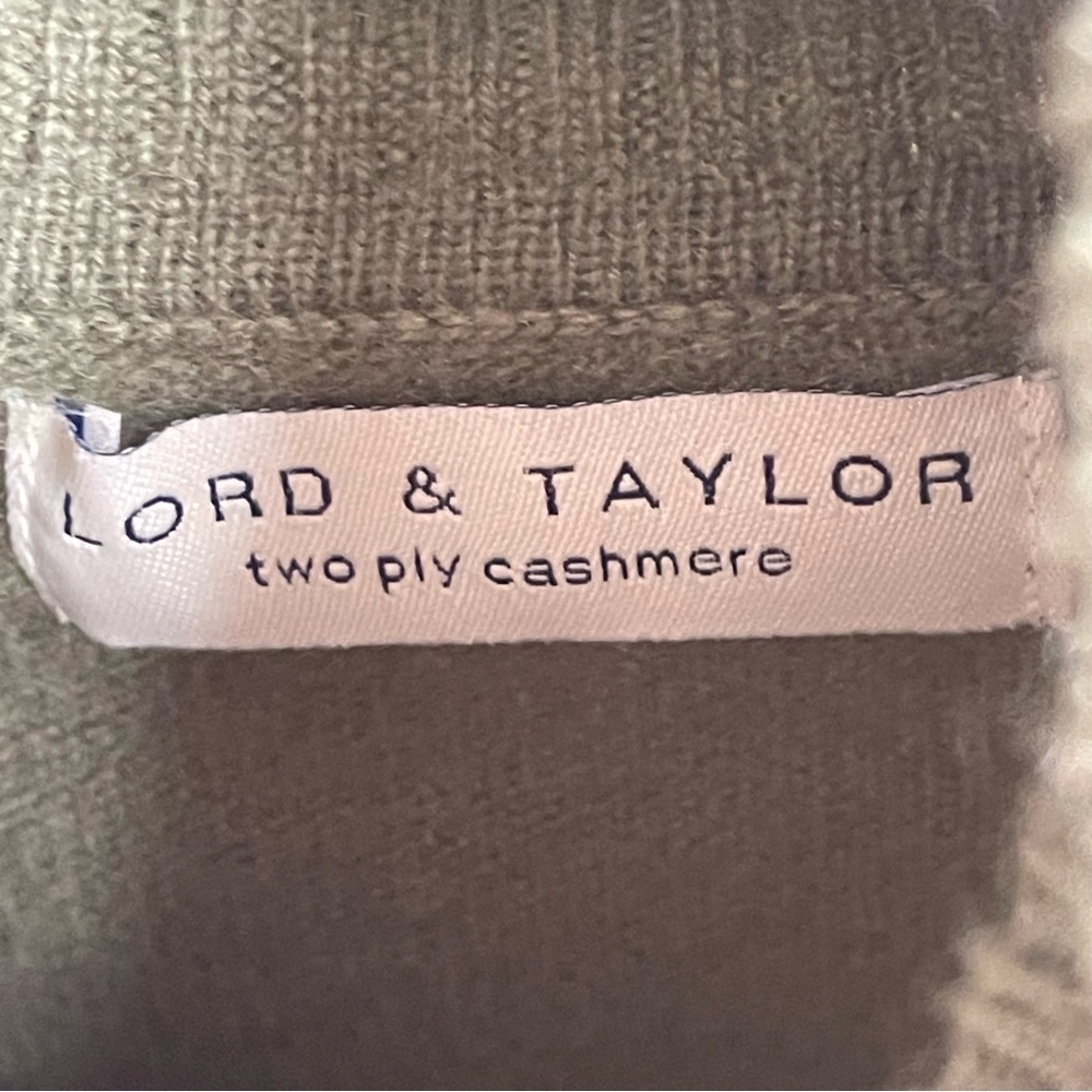 Cashmere Sweater XL Lord and Taylor Sage Green Two Ply Cashmere Turtleneck - Picture 3 of 9
